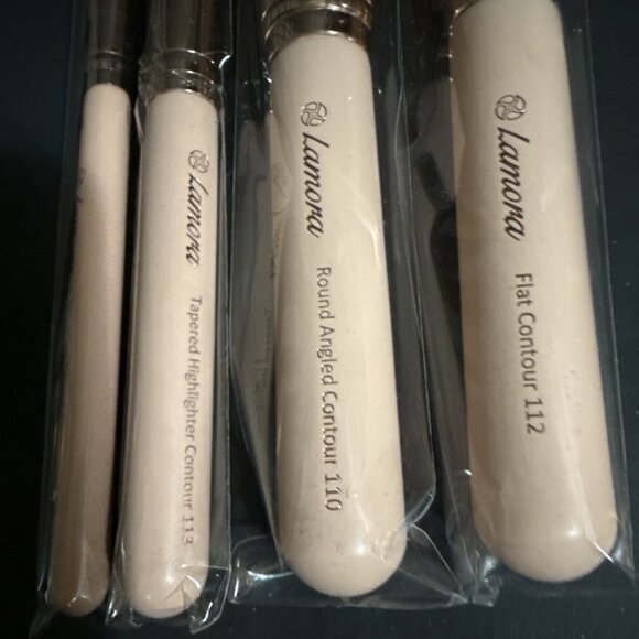 Lamora 4 Piece Highlight & Contour Makeup Brush Set New in Box - Picture 10 of 10